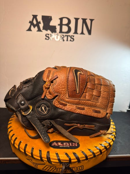 Nike Diamond Ready RH Baseball Glove 12" (Used)