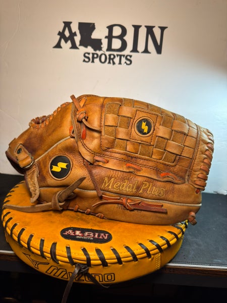 SSK RH Softball Glove 14" (Used)