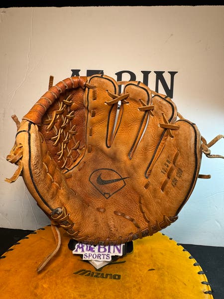 Nike Diamond Ready 硬式グローブ 12.50インチ Nike Diamond Ready RH Baseball Glove 12.5