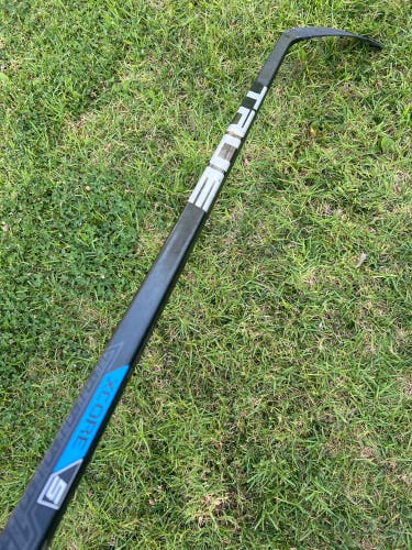 Senior True X Core 5 Hockey Stick Left Hand TC4