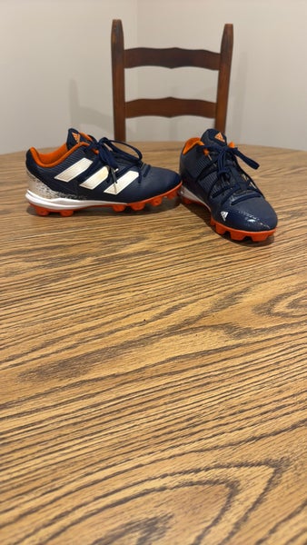 Blue Kid's 4.5Y (Big Kids / Youth) Youth Adidas Low Top Molded Cleats (Used)