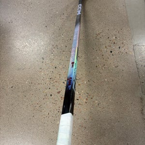 Senior CCM JetSpeed FT8 Pro Hockey Stick Right Handed | P88 70 Flex (Used)
