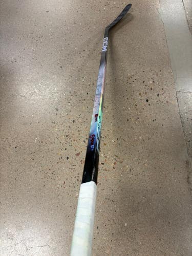 Senior CCM JetSpeed FT8 Pro Hockey Stick Right Handed | P88 70 Flex (Used)