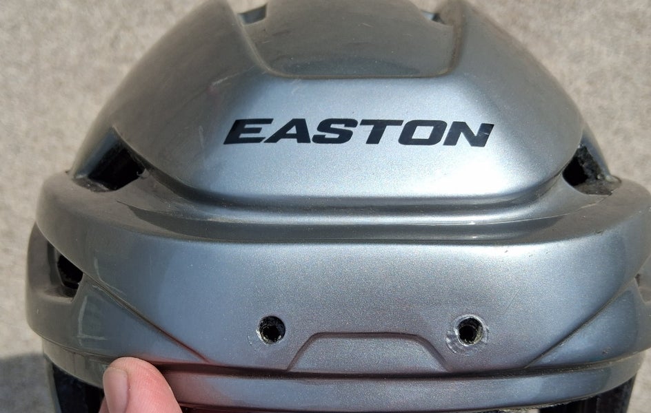 Large Silver Easton E700 hockey Helmet (Used)
