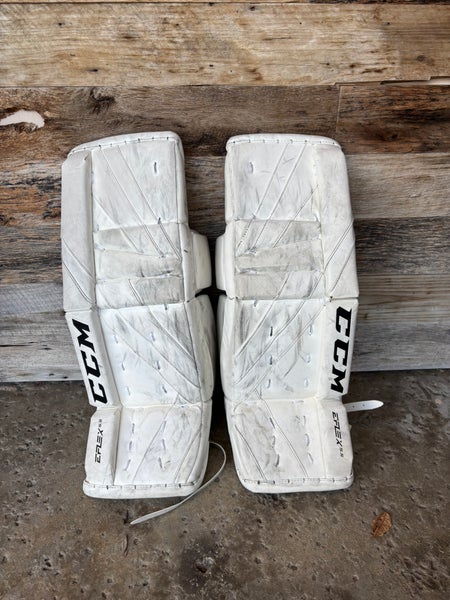 White 26" Junior CCM Extreme Flex E5.5 Goalie Leg Pads