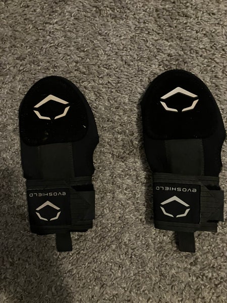 Black Junior EvoShield Sliding Mitt (Used)