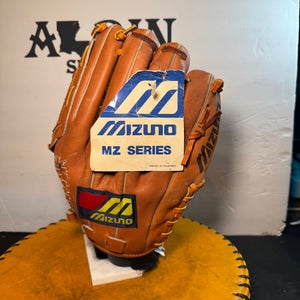 Mizuno LH Baseball Glove 11.25" (New)