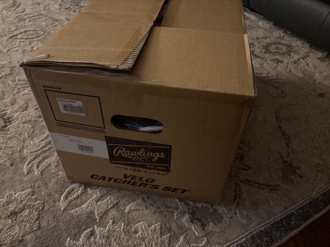Rawlings Velo 2.0 Catcher's Set (New)