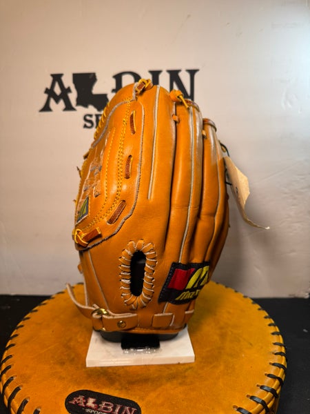 Mizuno LH Baseball Glove (New)