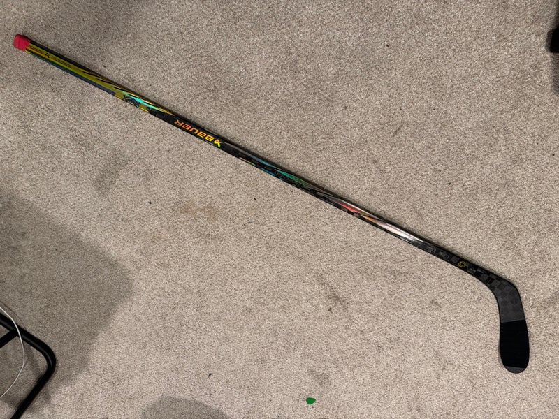 Senior Bauer Proto-R Right Handed Hockey Stick P28 (Used)