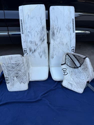 30" Warrior Ritual G6 E+ Regular Goalie Full Set (Used)