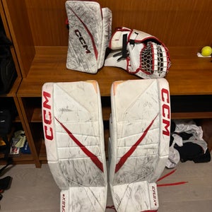 34" 2024 CCM Eflex 6 pro goalie gloves and pads
