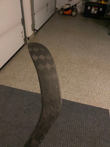 Intermediate CCM Jetspeed FT6 Pro Right Handed Hockey Stick PP28 (Used)