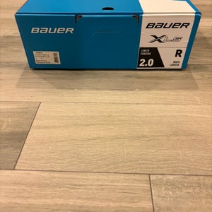 2024 Bauer XLS Hockey Skates Regular Width Size 2 (New)