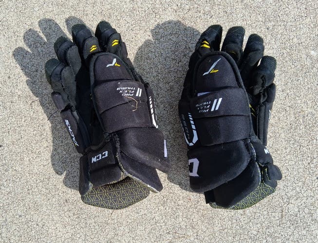 CCM Tacks 4052 Gloves 13" (Used)