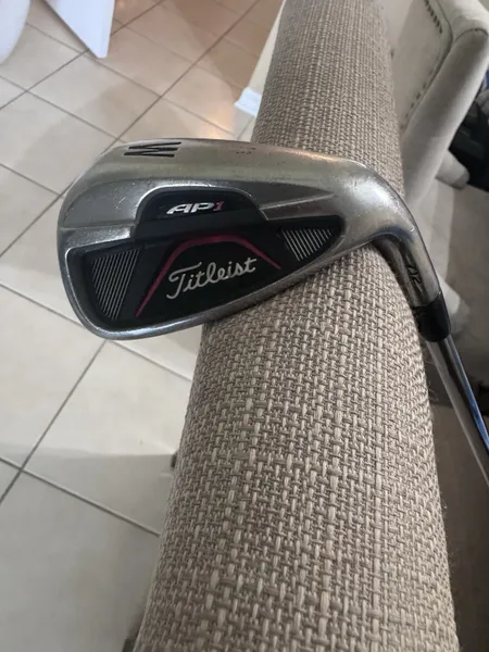 Titleist AP1 712 Wedge, Steel S300 Shaft RH Stiff Flex