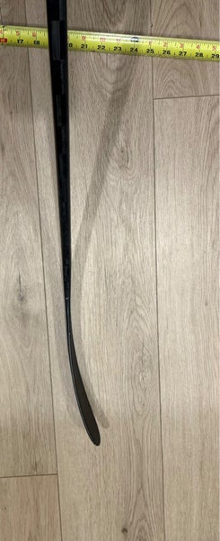 Intermediate Bauer Nexus Tracer Right Handed Hockey Stick P92 (Used)