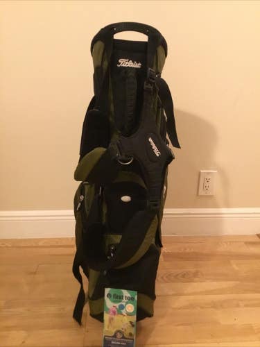 Titleist Stand Golf Bag With 7-way Dividers & Rain Cover