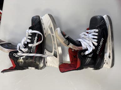 Used Bauer X4 FIT 1 Intermediate Hockey Skate Intermediate 6.0 11860-S000298080