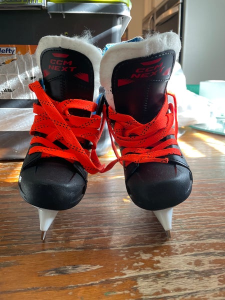 2024 CCM Hockey Skates 9 (Used)