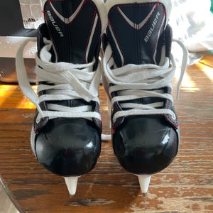Bauer Vapor X200 Hockey Skates 11 (Used)