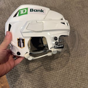 Bruins Medium CCM Vector V08 Helmet Pro Stock (Used)