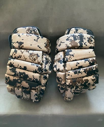 Eagle X905 Digital Camo Goatskin Leather Gloves 14"