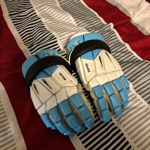 True Michigan Nike Vapor Lacrosse Gloves