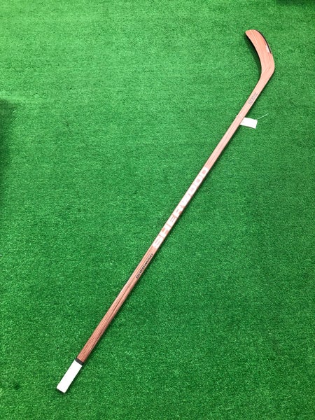 Senior Sher-Wood 5030CC Hockey Stick Right Handed PP77 (Used)