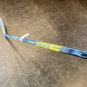 Junior CCM Super Tacks AS2 Pro Hockey Stick Right Handed P28 (Used)