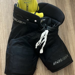 (USED)JUNIOR LARGE BAUER Supreme 2S Hockey Pants