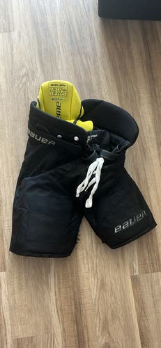 (USED)JUNIOR LARGE BAUER Supreme 2S Hockey Pants