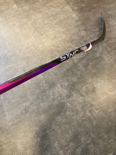 Bauer Nexus Sync Hockey Stick P92 | Junior RH
