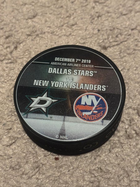 Dallas Stars vs New York Islanders NHL Match Up Hockey Puck 12/7/2019