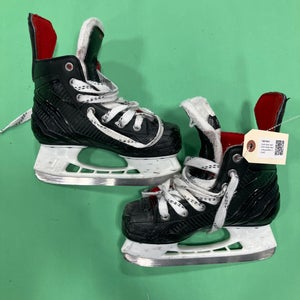 Youth Bauer Vapor X350 Hockey Skates Regular Width 13 (Used)