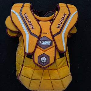Large 2024 Vaughn V10 Pro Carbon Goalie Chest Protector Pro Stock (Used)