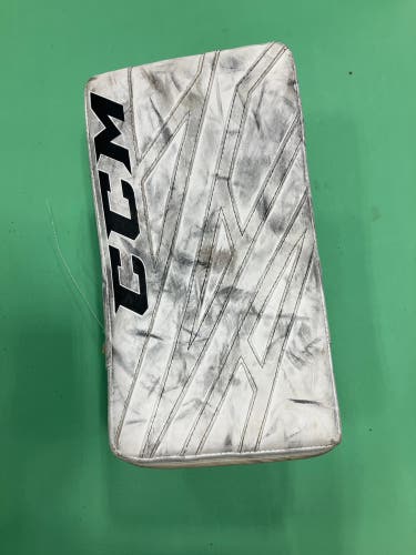 White Junior CCM EFlex 6 Goalie Gloves & Blockers Full Right (Used)