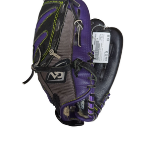 Used Louisville Slugger 11 IN DIVA SERIES BB/SB Glove RH Throw Purple 11" 11833-S000166095
