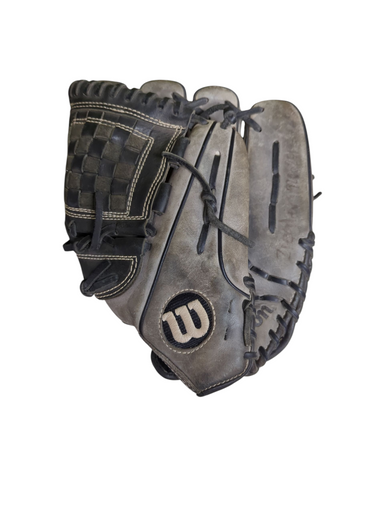 Used Wilson ONYX RH Throw Fastpitch Gloves Grey 12" 11833-S000166051