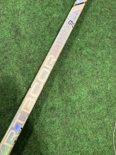 White Intermediate CCM RibCor Trigger 9 Pro Hockey Stick Left Hand P29 (Used)