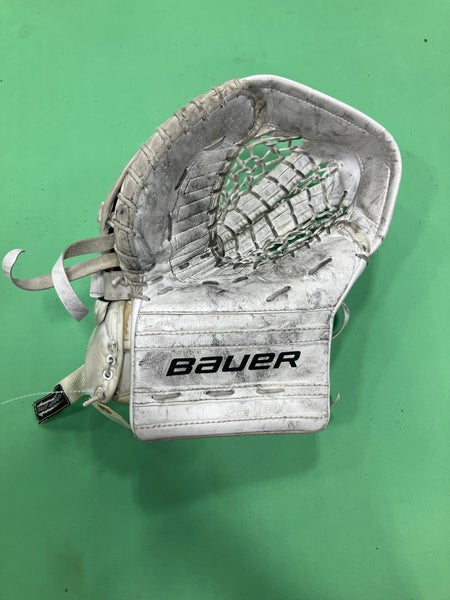 White Junior Bauer GSX Goalie Gloves & Blockers Full Right (Used)