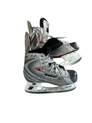 Used Bauer NIKE VAPOR Junior Hockey Skate Junior 01.5 11833-S000165982
