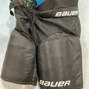 Black Junior Medium Bauer X Hockey Pants (Used)