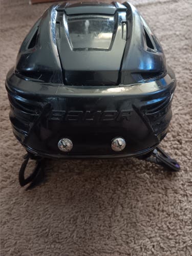 Small Bauer Re-Akt 150 Helmet (Used)