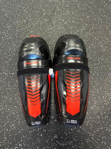 Used Bauer LIL SPORT Junior Shin Guards Cardinal And Black 11" 11849-S000031863