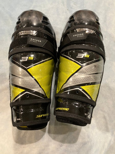 Junior Bauer Supreme 3S Shin Pads 11" (Used)