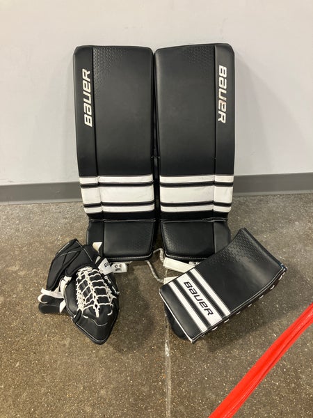 Black 28" Junior Bauer GSX Goalie Full Set Regular (Used)