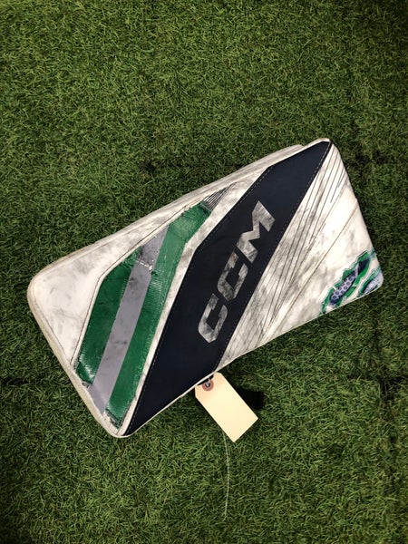 Junior CCM Extreme Flex E6.5 Goalie Blocker Regular (Used)