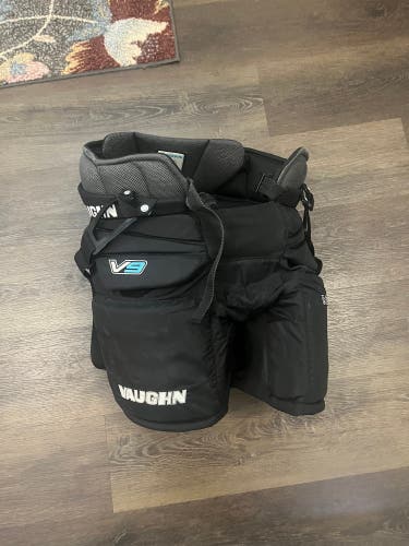 Intermediate Large Vaughn Velocity V9 Pro Hockey Goalie Pants (Used)