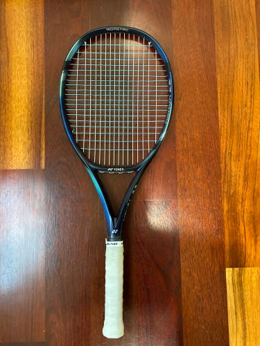 Adult YONEX EZONE 98 Tour Tennis Racquet (Used)